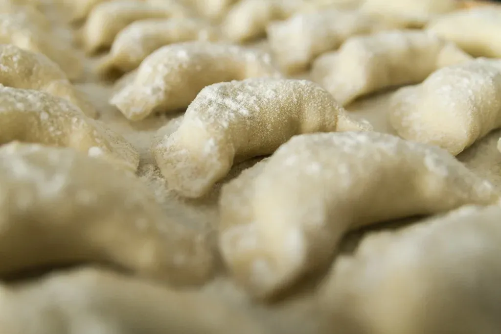 jak gotować pierogi